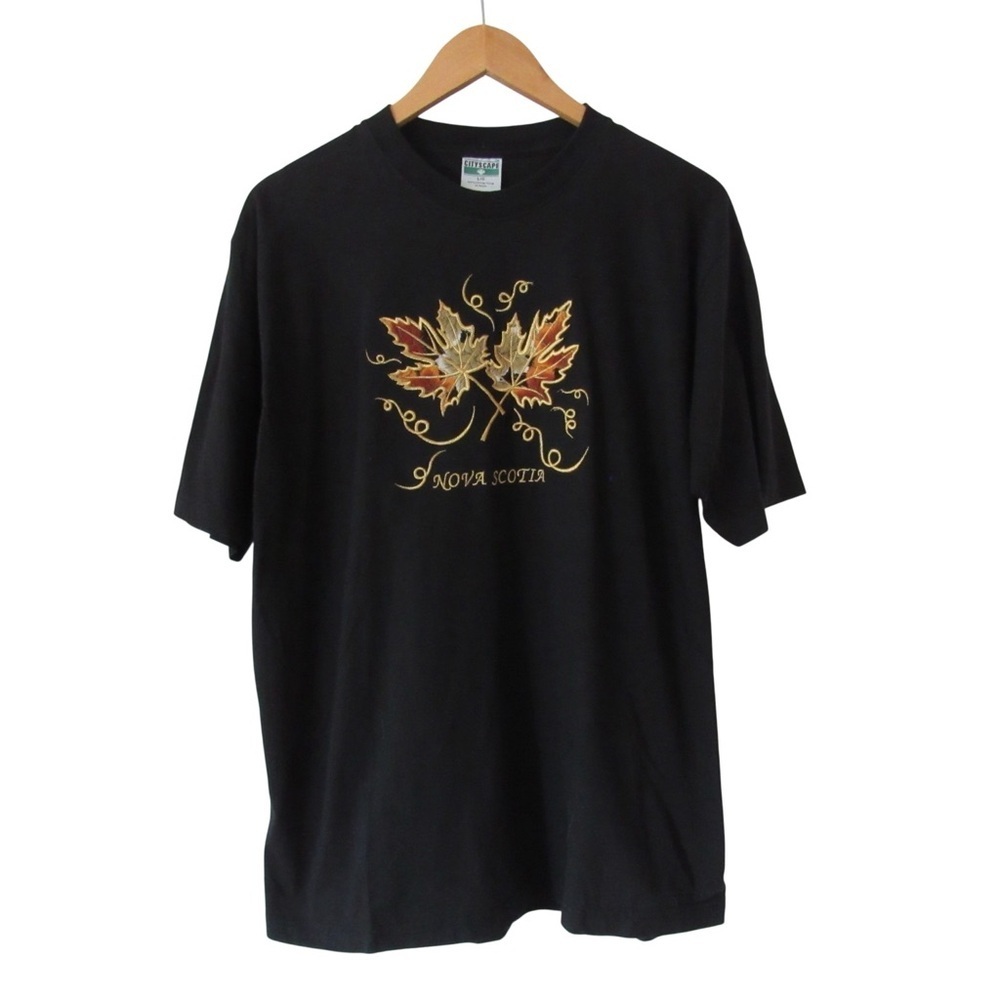 Cityscape Nova Scotia Black Short Sleeve Tee Large Embroidered Maple Leaf Fall